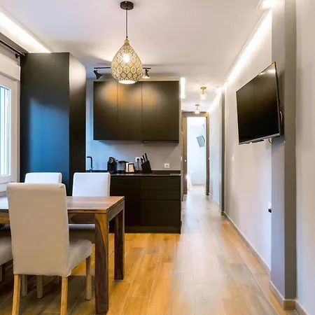 Apartment Comfortable In The Heart Of 51 Sqm Air Conditioned Seville
