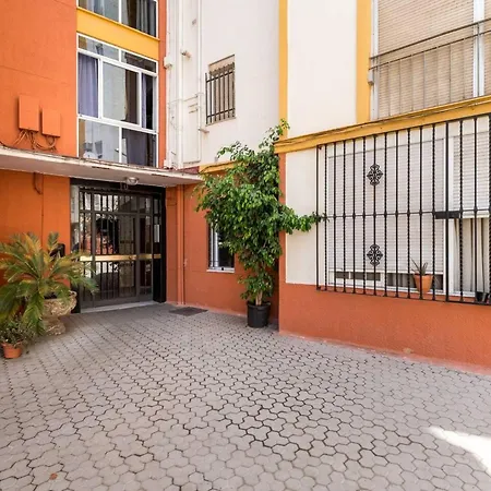 Comfortable In The Heart Of 51 Sqm Air Conditioned *